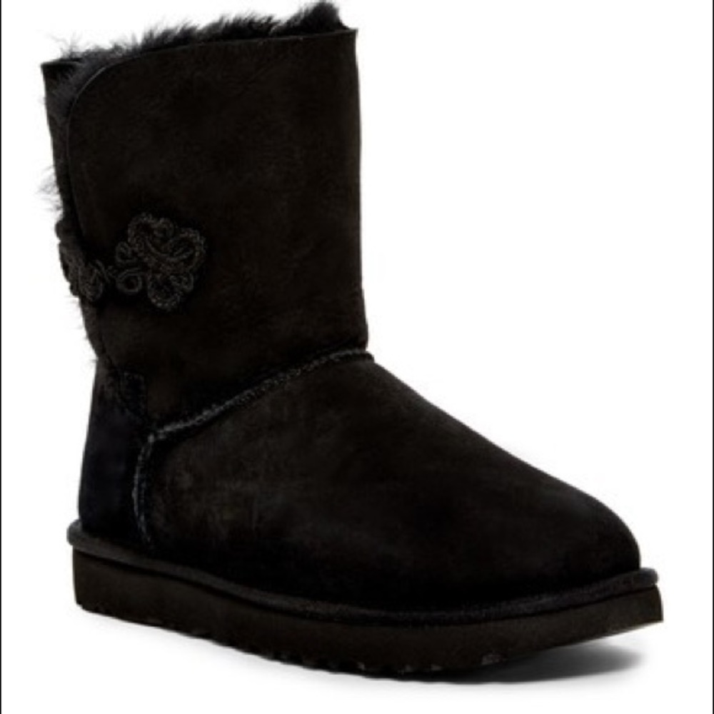 UGG Bailey Genuine Shearling Lined Boot